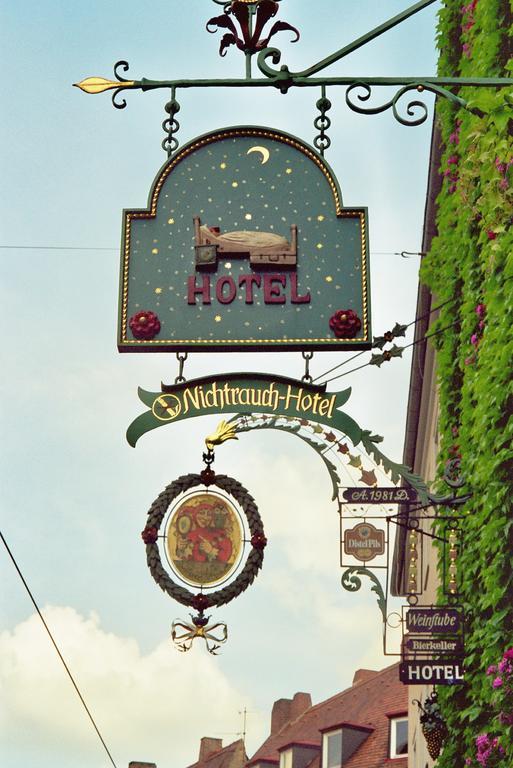 Hotel Till Eulenspiegel - Nichtrauchhotel - Garni Wurtzburgo Exterior foto